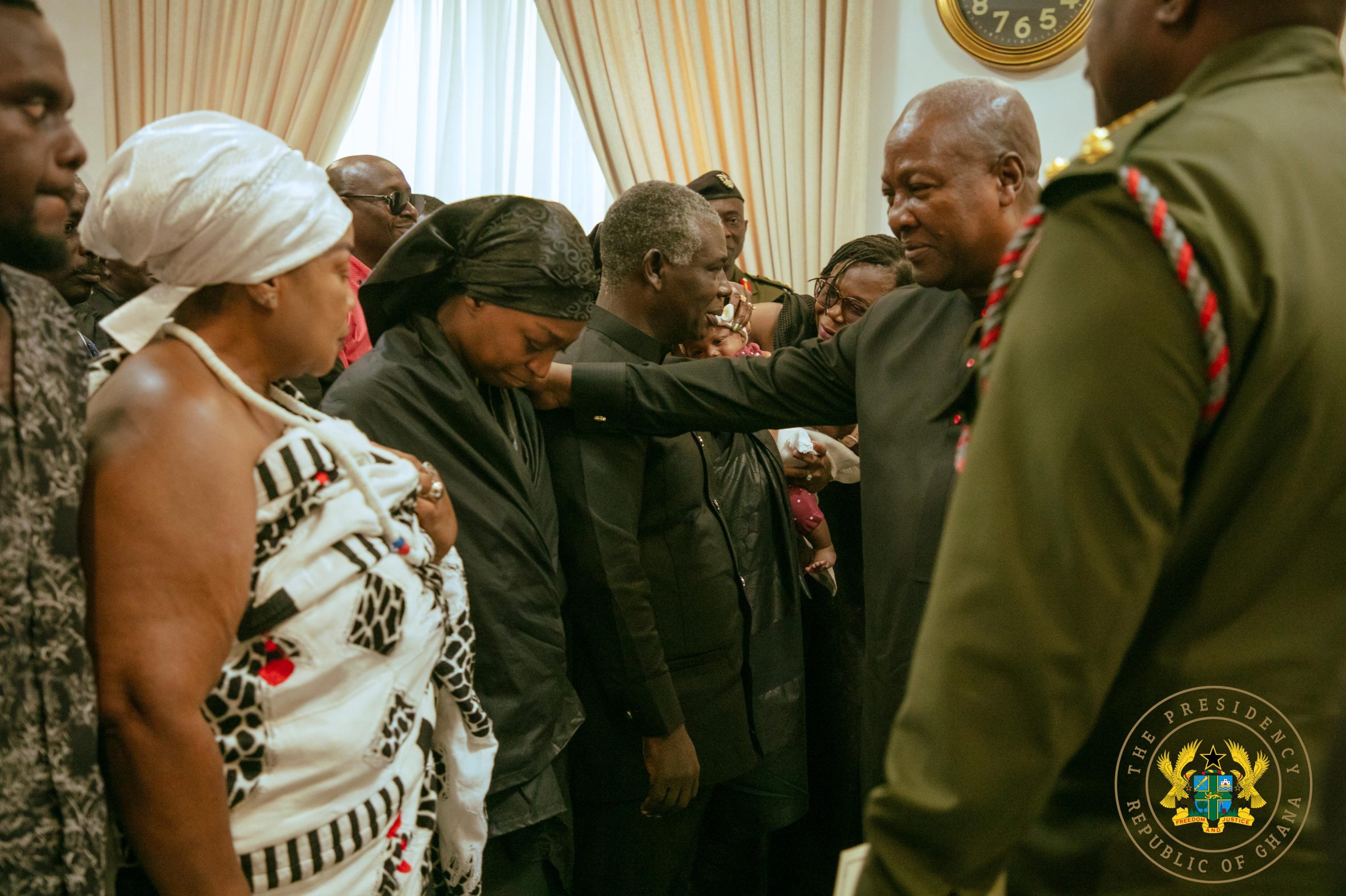 Mahama visits families of Air Force servicemen killed in the helicopter crash